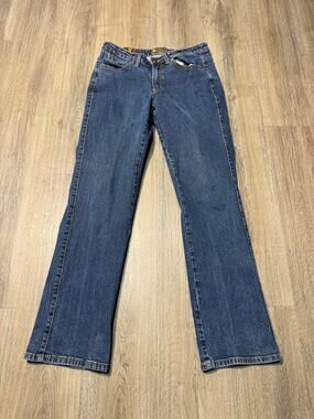 Vintage Aura Wranglers Women's Regular Rise Straight-Leg Jeans